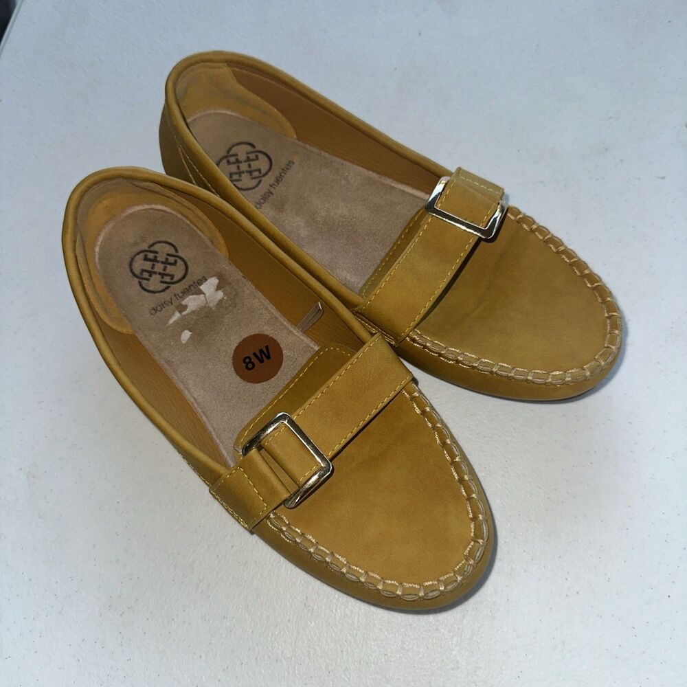 Daisy Fuentes Women's 8 Mustard Yellow Loafers Slip on Flat Shoes